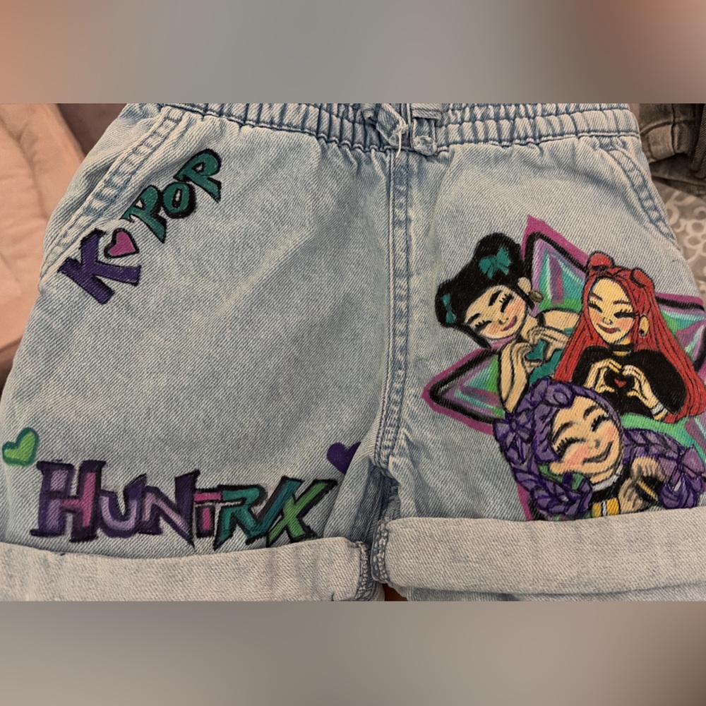 Hand Painted by ME Light Wash Denim Shorts with K-Pop girls